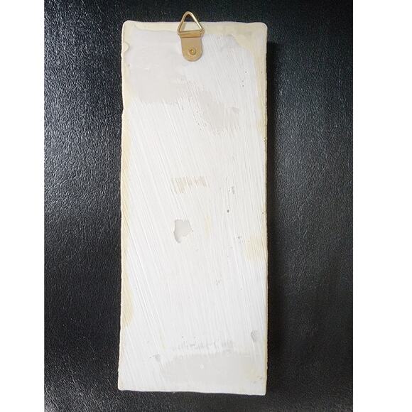 Polystone Seashell Thermometer With Metal Scale and  detailed seashell design - Picture 2 of 5